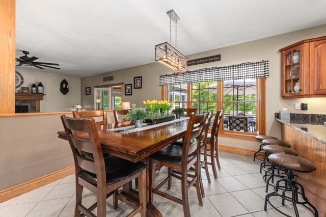 12 Pheasant Lane, New Boston, NH 03070