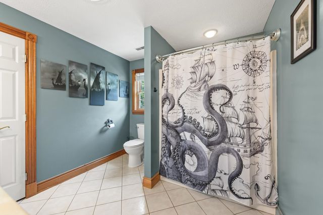 12 Pheasant Lane, New Boston, NH 03070