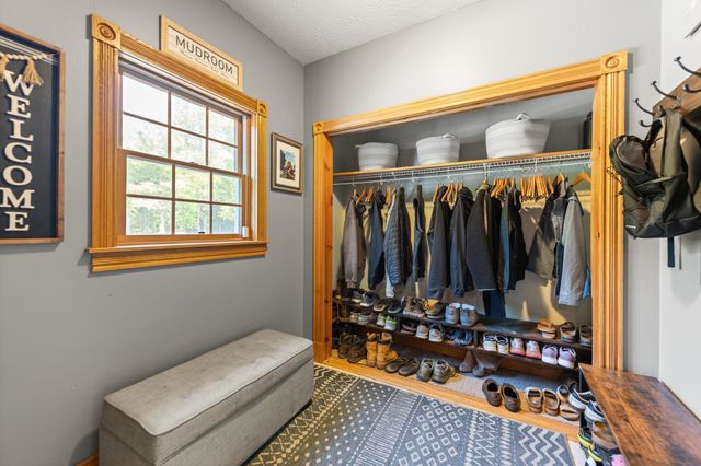 12 Pheasant Lane, New Boston, NH 03070