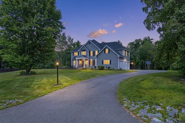 12 Pheasant Lane, New Boston, NH 03070