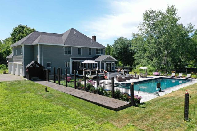 12 Pheasant Lane, New Boston, NH 03070