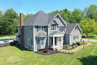 12 Pheasant Lane, New Boston, NH 03070