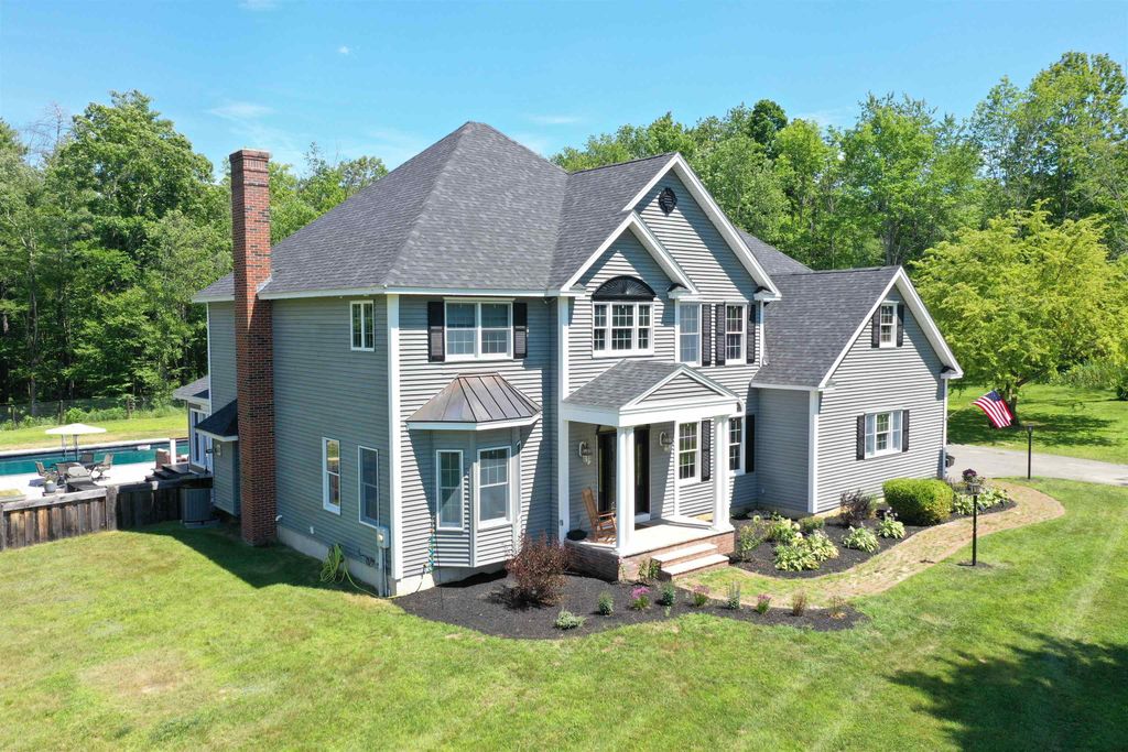 12 Pheasant Lane, New Boston, NH 03070