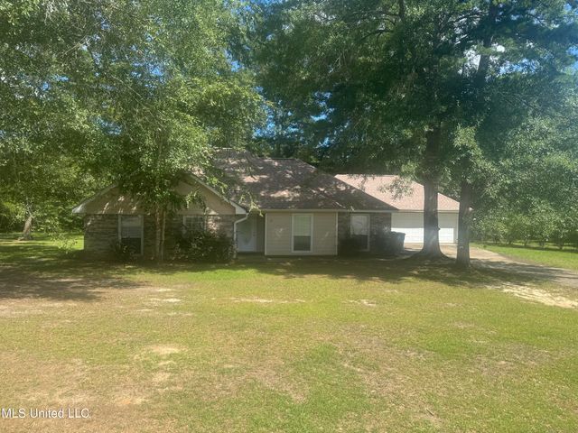 35 Cedar Wood Drive, Perkinston, MS 39573