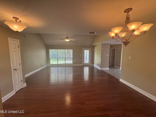 35 Cedar Wood Drive, Perkinston, MS 39573