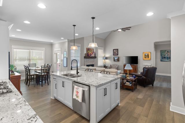 108 Settlers Trce, Tullahoma, TN 37388