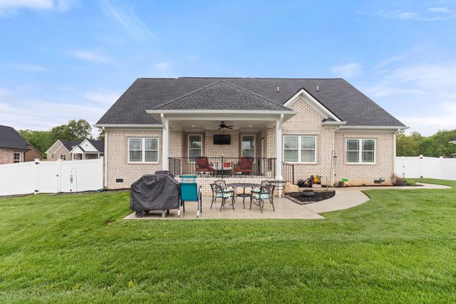 108 Settlers Trce, Tullahoma, TN 37388