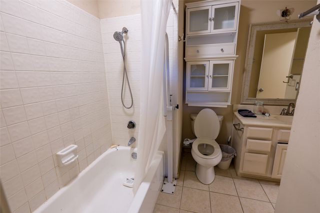 2800 Keller Springs Road 1D, Carrollton, TX 75006