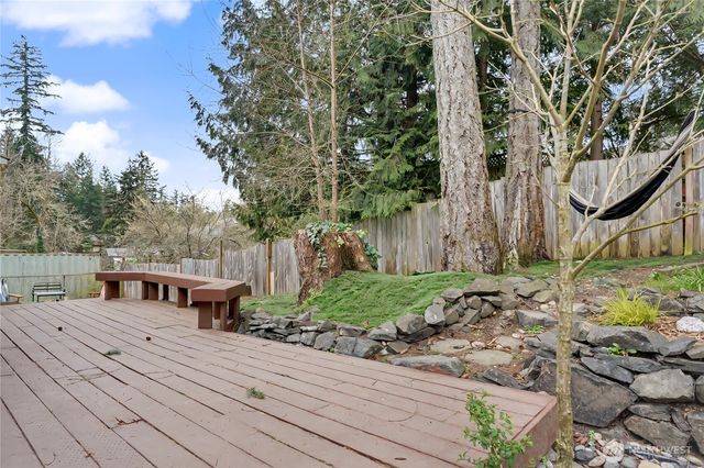 9807 Overlook Drive NW, Olympia, WA 98502