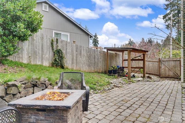 9807 Overlook Drive NW, Olympia, WA 98502