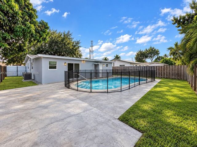 6831 Sheridan Street, Hollywood, FL 33024