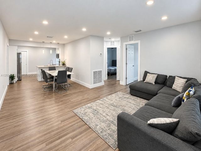 6831 Sheridan Street, Hollywood, FL 33024