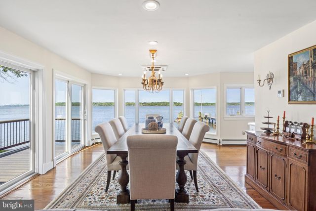 7831 SOUTHDOWN RD, Alexandria, VA 22308