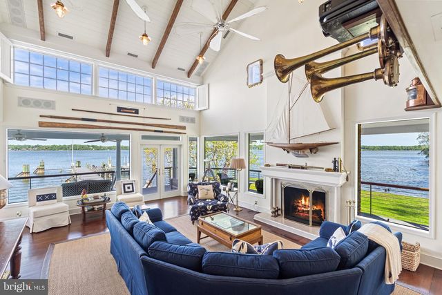 7831 SOUTHDOWN RD, Alexandria, VA 22308