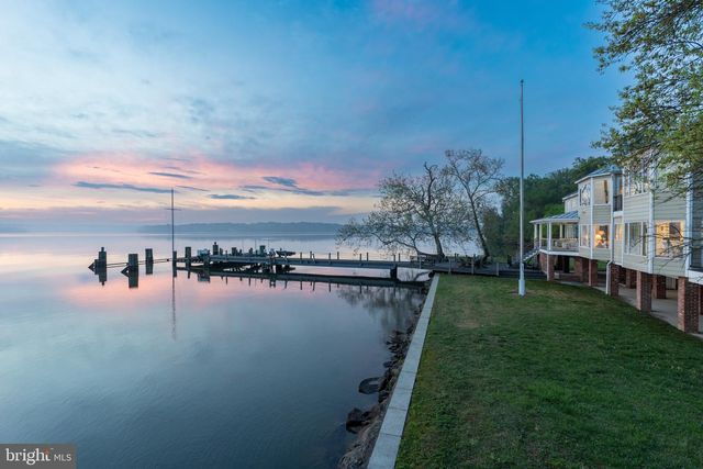 7831 SOUTHDOWN RD, Alexandria, VA 22308