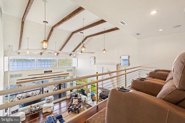 7831 SOUTHDOWN RD, Alexandria, VA 22308