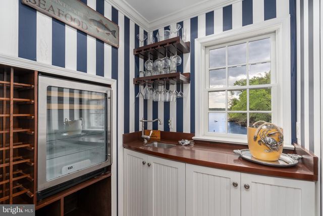 7831 SOUTHDOWN RD, Alexandria, VA 22308