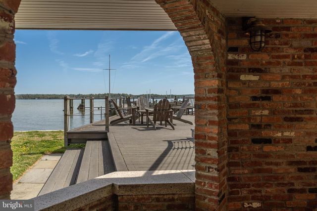 7831 SOUTHDOWN RD, Alexandria, VA 22308