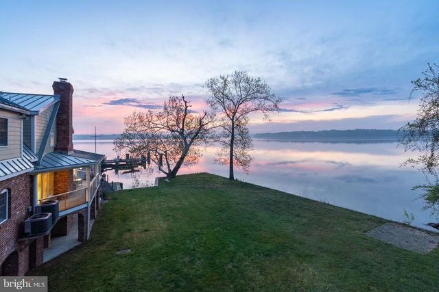 7831 SOUTHDOWN RD, Alexandria, VA 22308