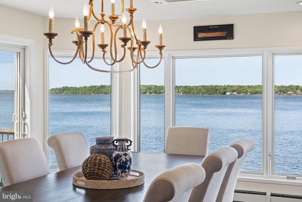 7831 SOUTHDOWN RD, Alexandria, VA 22308