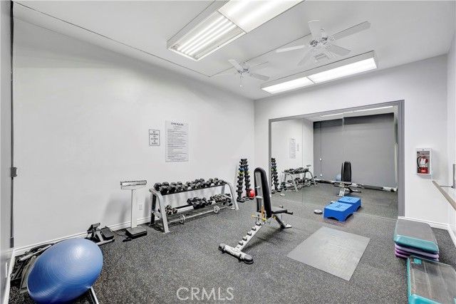 5585 E Pacific Coast HWY 342, Long Beach, CA 90804