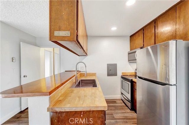 5585 E Pacific Coast HWY 342, Long Beach, CA 90804