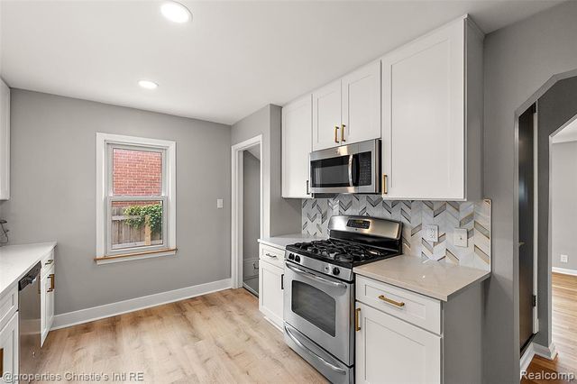 3022 N Blair Avenue, Royal Oak, MI 48073