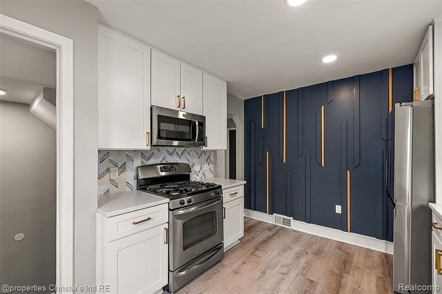 3022 N Blair Avenue, Royal Oak, MI 48073