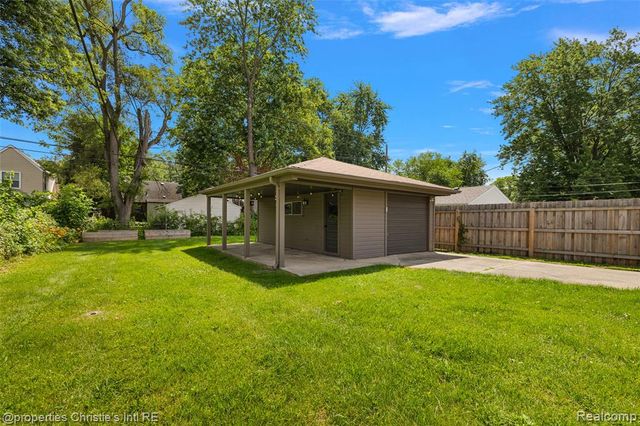 3022 N Blair Avenue, Royal Oak, MI 48073