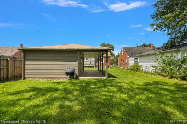 3022 N Blair Avenue, Royal Oak, MI 48073