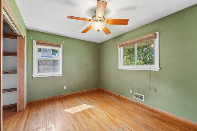 585 9th Street N, Bayport, MN 55003