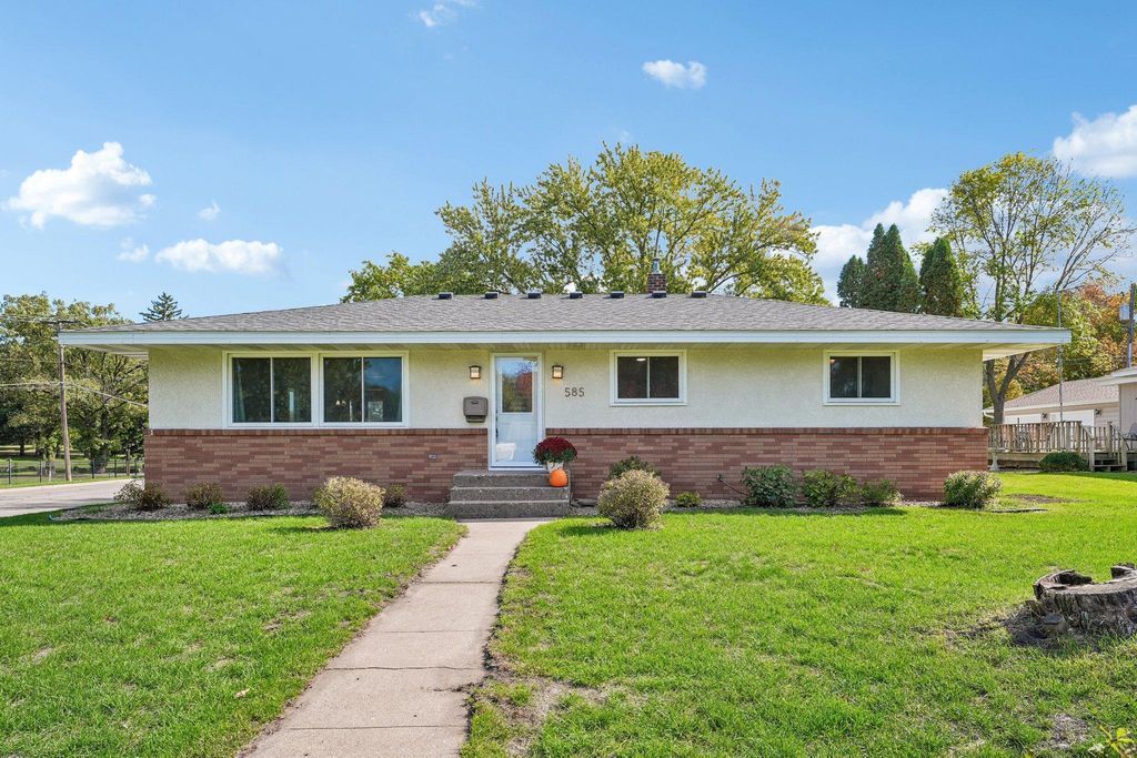 585 9th Street N, Bayport, MN 55003 — photo 2