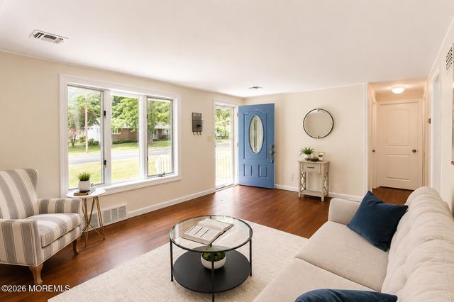 85 Swartzel Drive, Middletown, NJ 07748