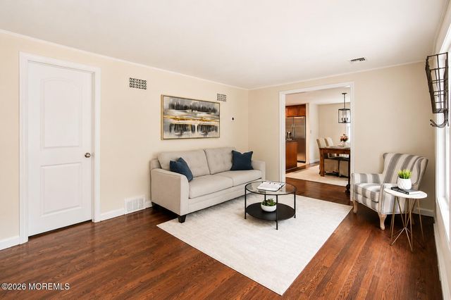 85 Swartzel Drive, Middletown, NJ 07748