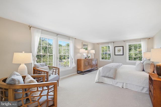 6424 BROAD ST, Bethesda, MD 20816