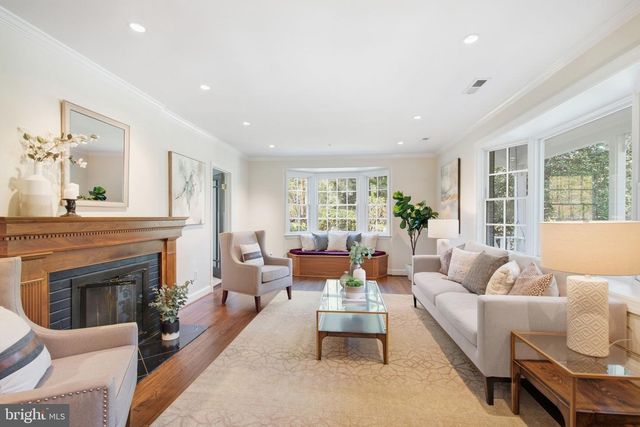 6424 BROAD ST, Bethesda, MD 20816