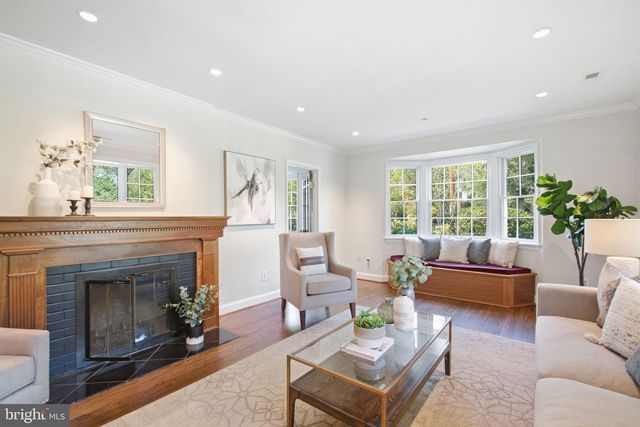 6424 BROAD ST, Bethesda, MD 20816