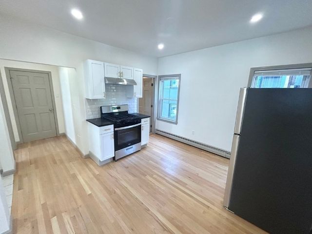 116 Prospect Street 1, Somerville, MA 02143