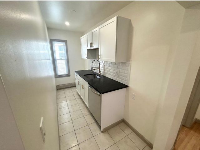 116 Prospect Street 1, Somerville, MA 02143