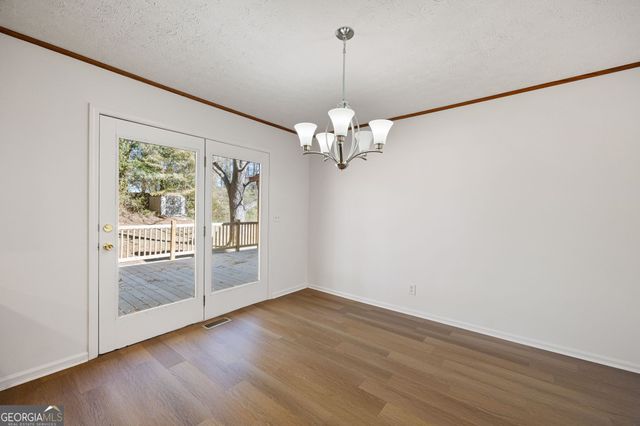 1330 Hidden Circle Drive, Sugar Hill, GA 30518