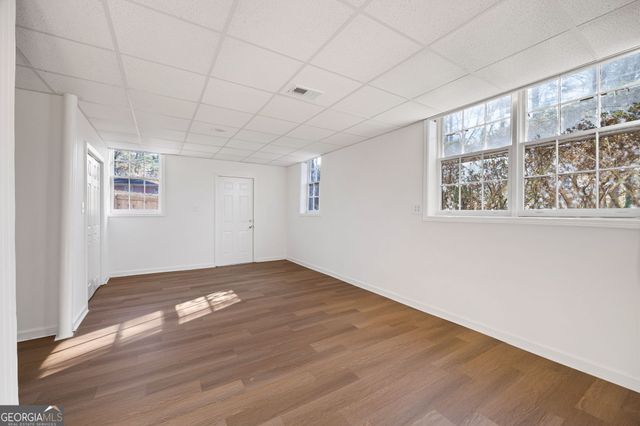 1330 Hidden Circle Drive, Sugar Hill, GA 30518