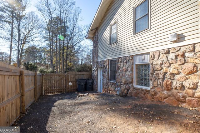 1330 Hidden Circle Drive, Sugar Hill, GA 30518