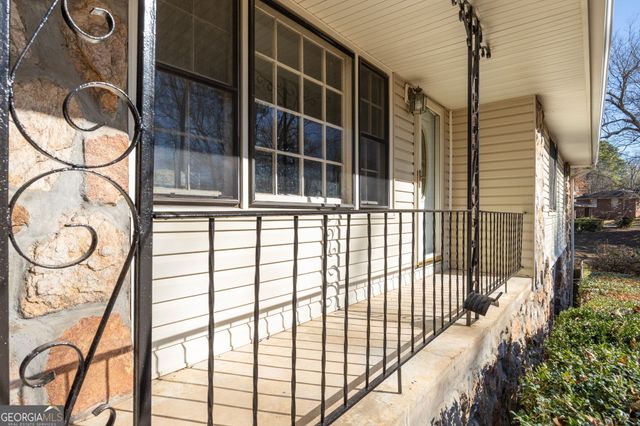 1330 Hidden Circle Drive, Sugar Hill, GA 30518