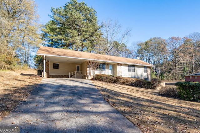 1330 Hidden Circle Drive, Sugar Hill, GA 30518