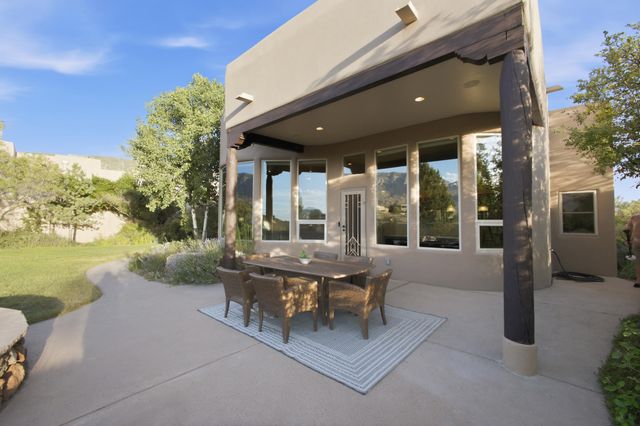 13301 Twilight Trail Place NE, Albuquerque, NM 87111