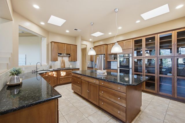 13301 Twilight Trail Place NE, Albuquerque, NM 87111