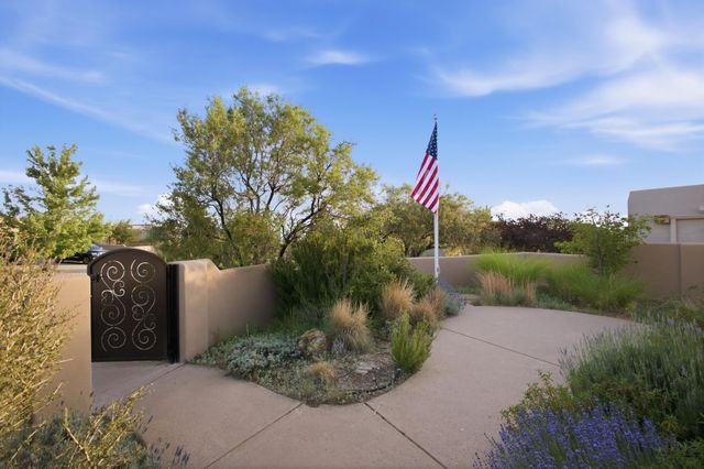 13301 Twilight Trail Place NE, Albuquerque, NM 87111
