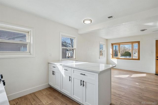 936 Meade, Denver, CO 80204