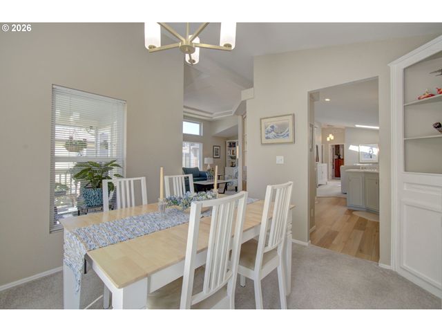 5101 Ne 121ST Ave 180, Vancouver, WA 98682