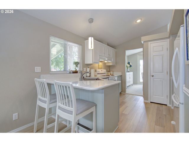 5101 Ne 121ST Ave 180, Vancouver, WA 98682